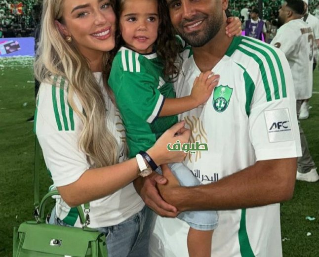 Riyad Mahrez Spotted on Holiday in Turkey Ahead of Algeria National Team Camp